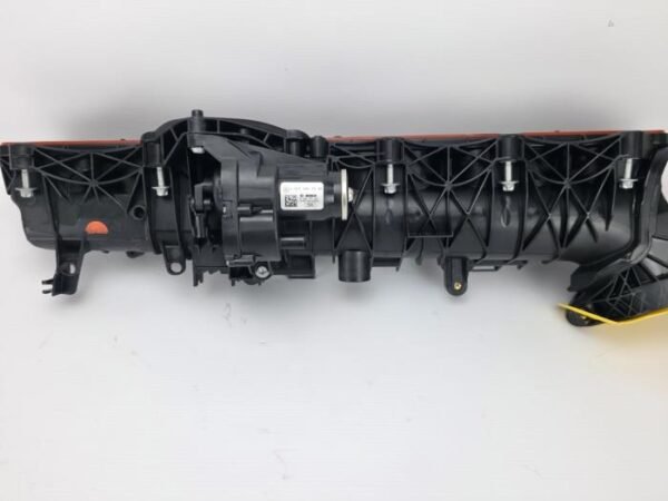 Mercedes Inlaatspruitstuk - E-Klasse