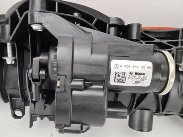 Mercedes Inlaatspruitstuk - E-Klasse